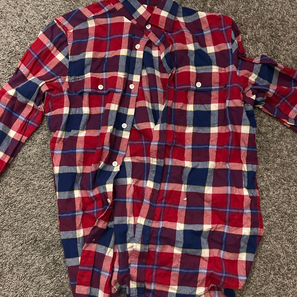 Old Navy Red and Blue Plaid Casual Button Down Shirt
